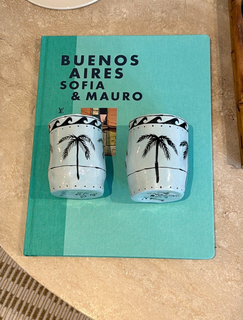 Pastel palms brush pot The English boys x Noëlle sky blue