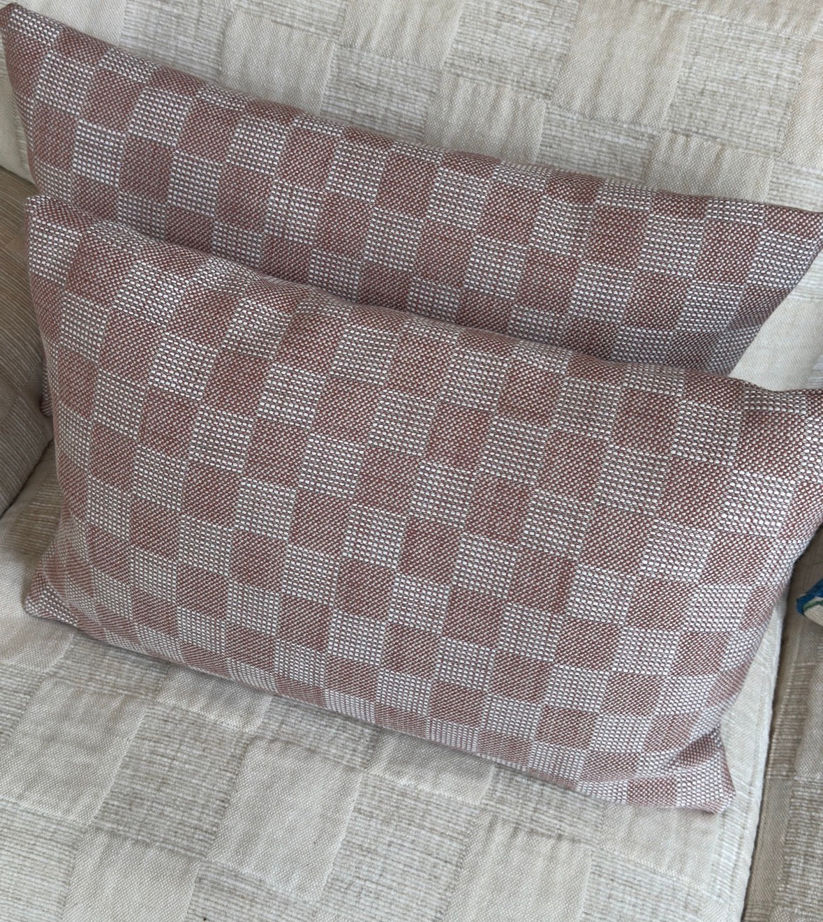 Dedar by mariaflora pink cushion