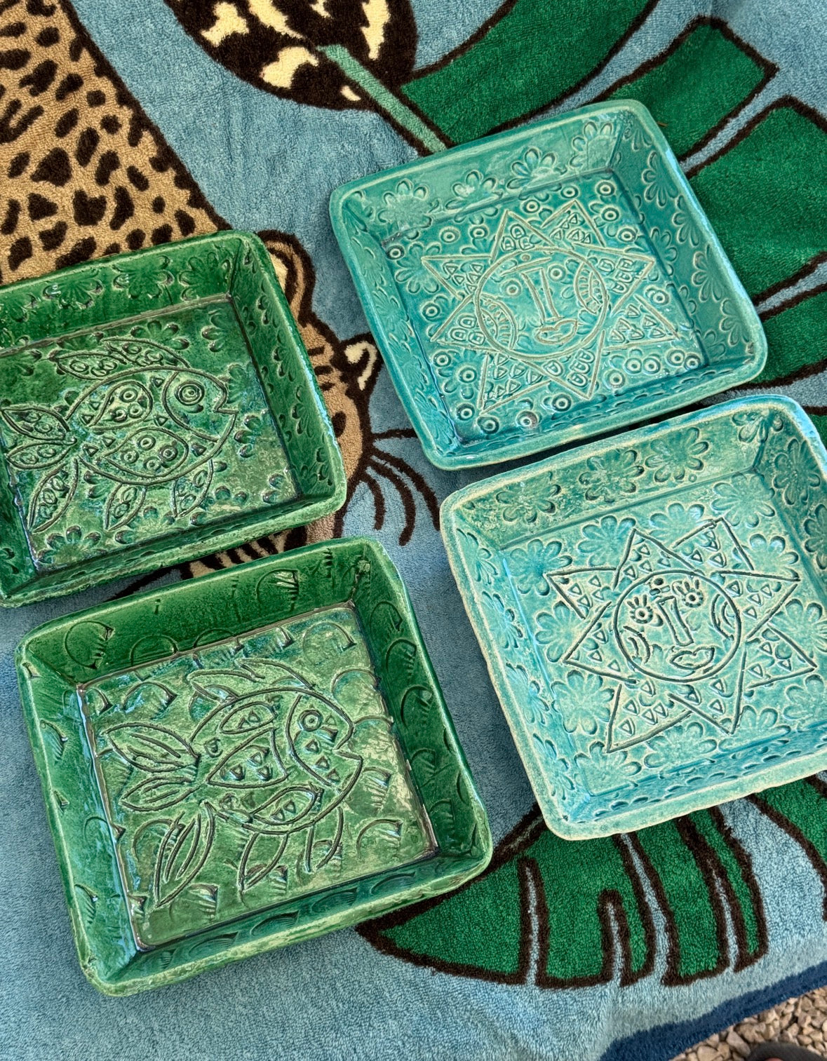 Julien Capron tray green with Fish
